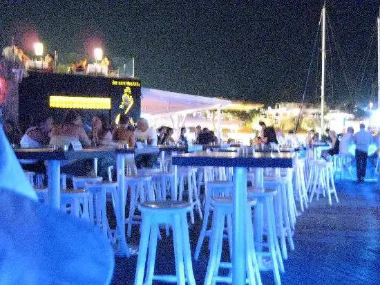 Marina Yacht Club Restaurant'nin yemek ve ambiyans fotoğrafları 50