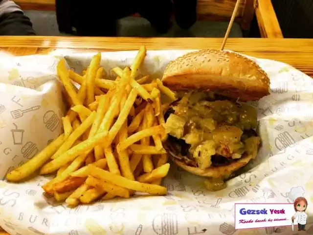 Fess Burger'nin yemek ve ambiyans fotoğrafları 43