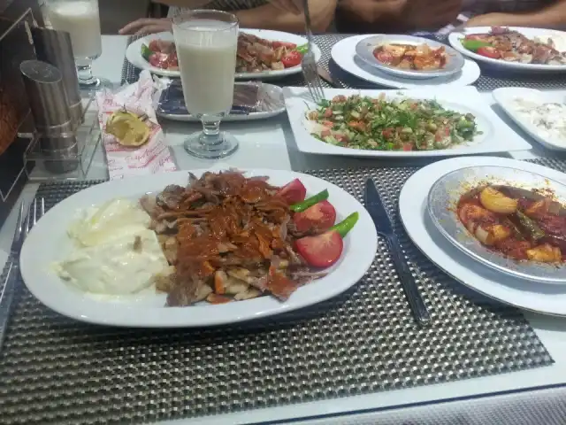 Alsancak İzmir Kelle Söğüş'nin yemek ve ambiyans fotoğrafları 4