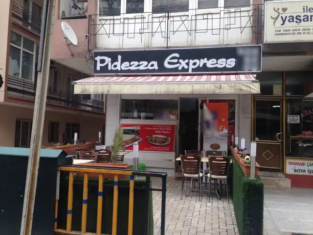 Pidezza Express'nin yemek ve ambiyans fotoğrafları 2