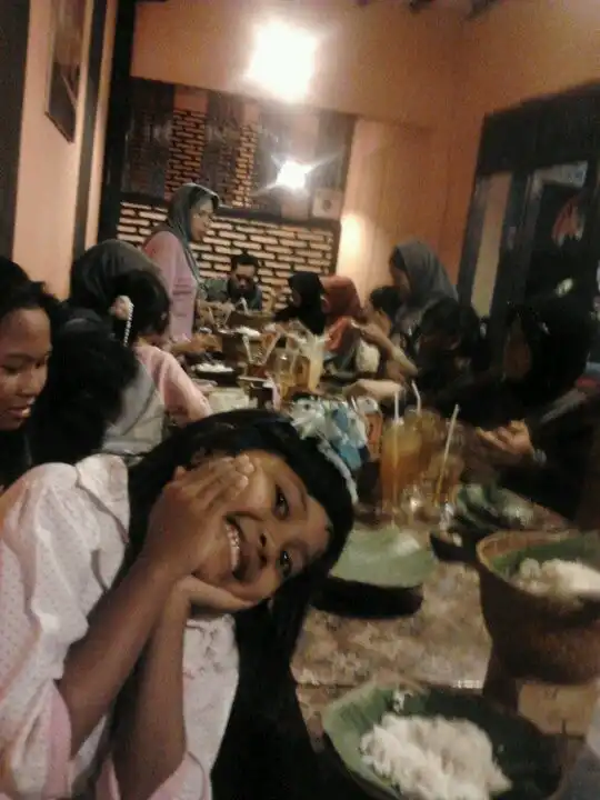 Gambar Makanan Cowek ireng 13