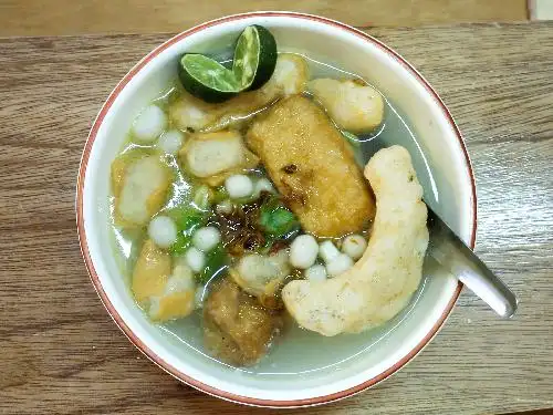 Baso Aci Kedai 12, Manunggal 17