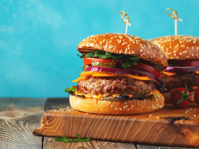 Twins Burger'nin yemek ve ambiyans fotoğrafları 1