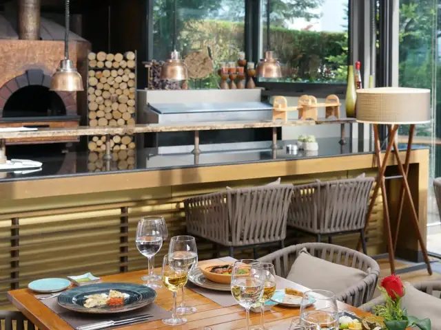 Aruni Restoran & Bar - Lugal, A Luxury Collection Hotel'nin yemek ve ambiyans fotoğrafları 10
