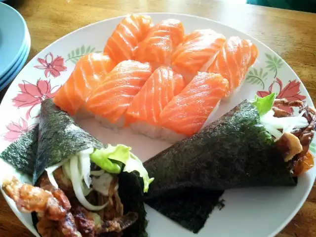 Sushi 2219 Food Photo 2