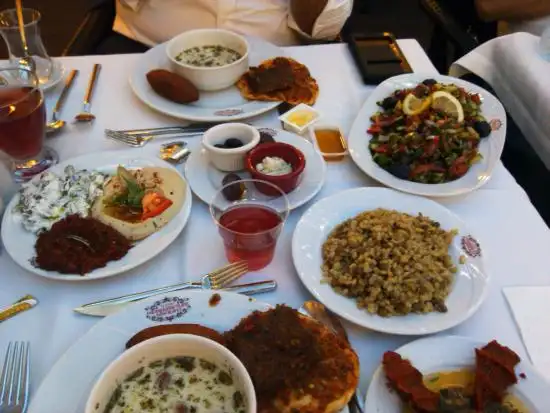 Hatay Medeniyetler Sofrası'nin yemek ve ambiyans fotoğrafları 40
