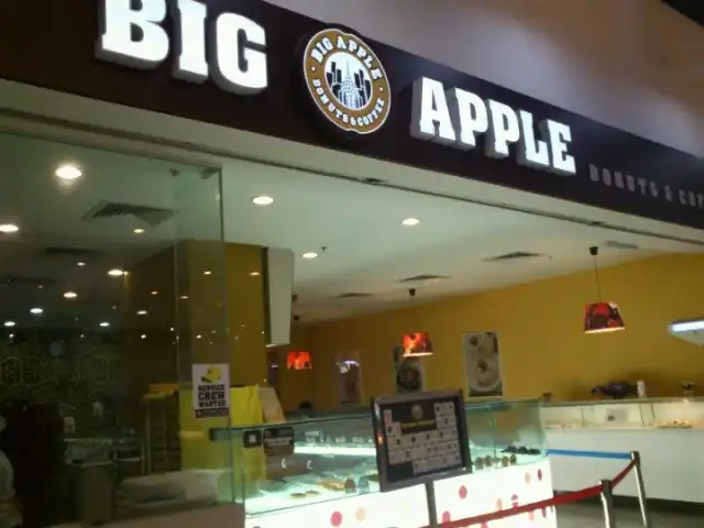 Big Apple Donuts & Coffee Food Photo 15
