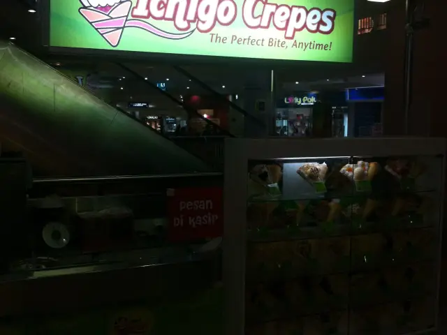 Gambar Makanan Ichigo Crepes 3