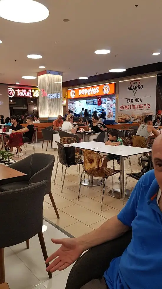 Terracity Popeyes'nin yemek ve ambiyans fotoğrafları 2