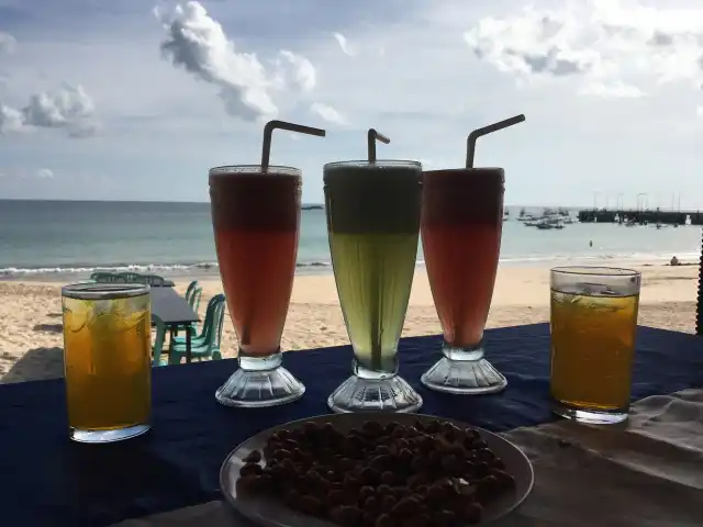 Gambar Makanan Furama Bumbu Bali Café 9