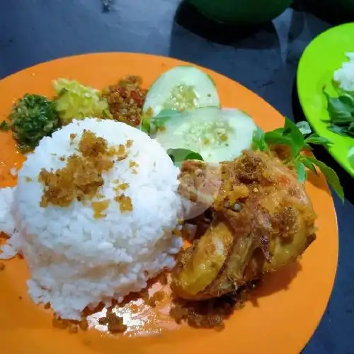 Gambar Makanan Nasi Bebek H. Arfan 16