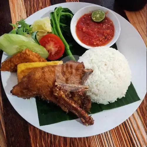 Gambar Makanan Nasi Tempong Mbak Nur, Tukad Badung 7