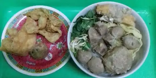 Bakso Malang Arema Kendedes, Samping Kfc Binus