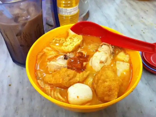 Mee Curry Hoi Yin Food Photo 9