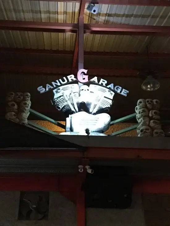 Sanur Garage