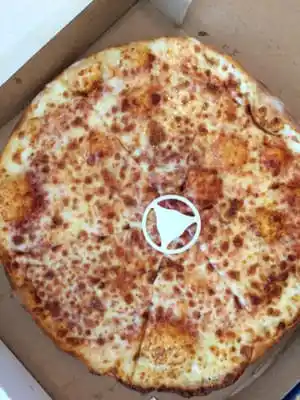 Little Caesars Pizza'nin yemek ve ambiyans fotoğrafları 4