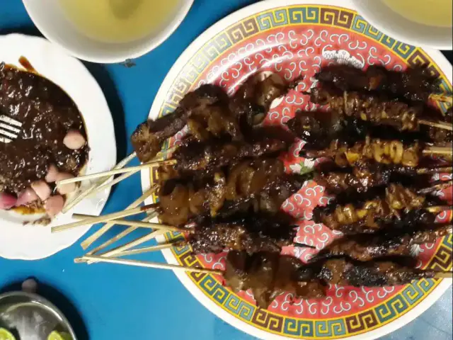 Gambar Makanan Sate Babi Ko Encung 4