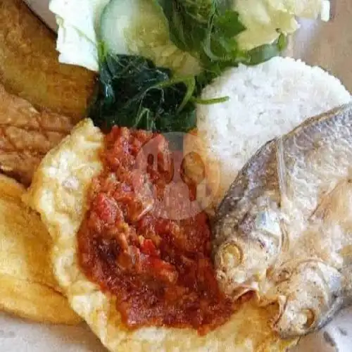 Gambar Makanan Cafe Djoen21, Desa Junrejo, Kecamatan Junrejo Kota Batu 7