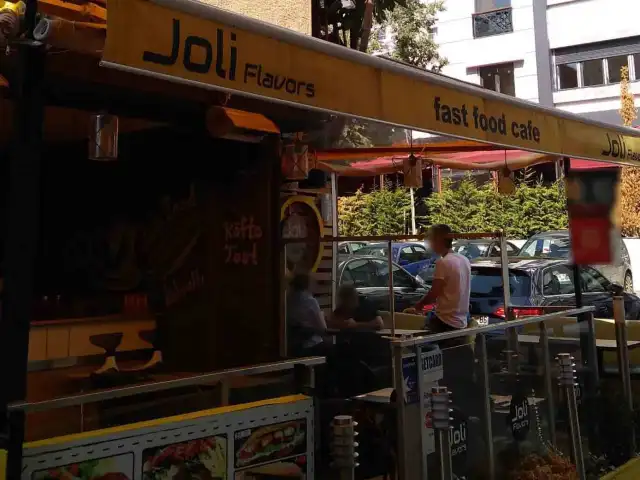 Joli Flavors Street Food & Coffee'nin yemek ve ambiyans fotoğrafları 19