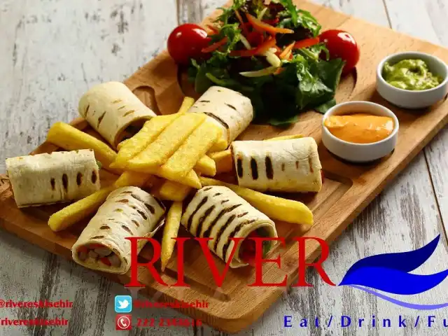 River Cafe'nin yemek ve ambiyans fotoğrafları 9