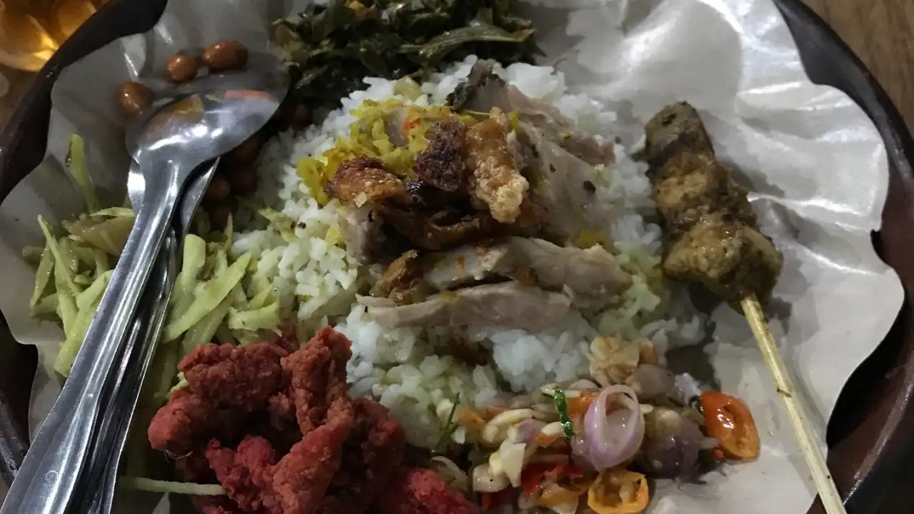 Warung Pradnyani Babi Guling Khas Bali