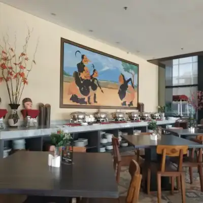 Tlogo Putri Restaurant - Hotel Merapi Merbabu Bekasi