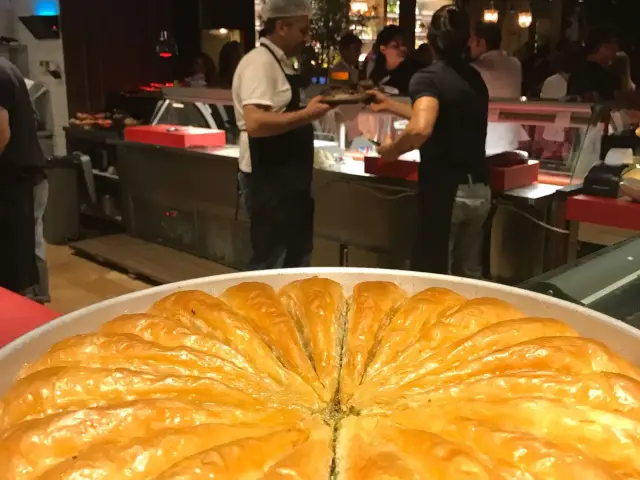 Nusr-Et Steakhouse'nin yemek ve ambiyans fotoğrafları 50