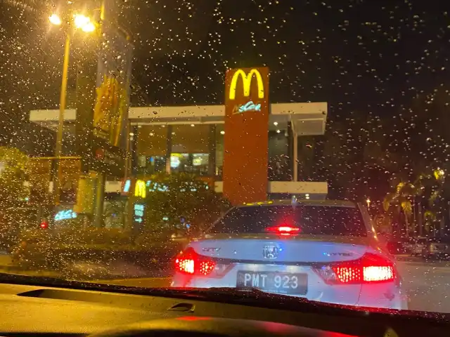McDonald's & McCafe Food Photo 14