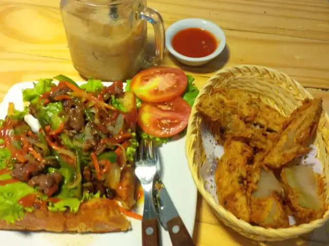 Gambar Makanan John Fresh Bread & Coffee 9