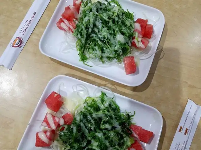 Gambar Makanan Suteki Sushi 7