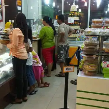 Gambar Makanan Majestyk Bakery & Cake Shop 15