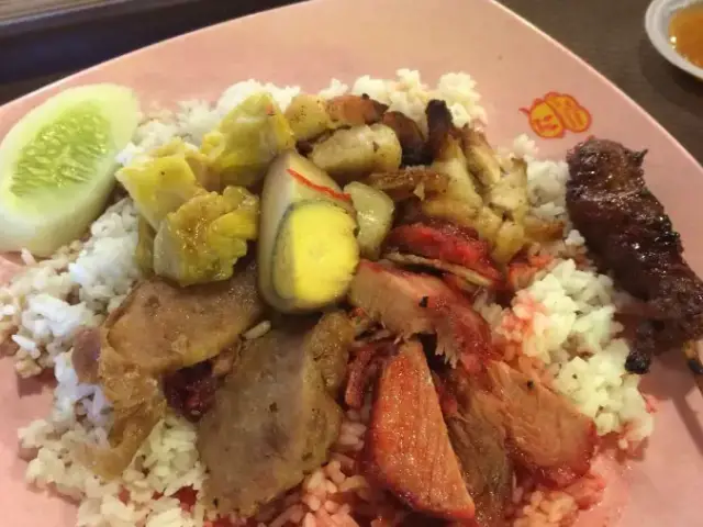 Kenanga "Nasi Campur & Soto Babat"
