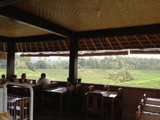 Gambar Makanan Warung Tepi Sawah 17