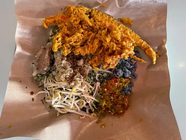 Nasi Kerabu Mek La Food Photo 5