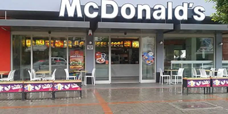 McDonald's'nin yemek ve ambiyans fotoğrafları 2