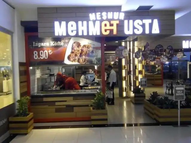 Meşhur Mehmet Usta Köfte Pirzola'nin yemek ve ambiyans fotoğrafları 4