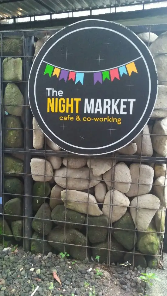 Gambar Makanan The Night Market Cafe 2