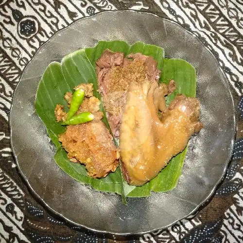 Gambar Makanan Hasbuna Gudeg Yu Nah, Mlati 9