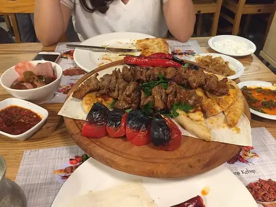 Bayram Usta Yaprak Kebap'nin yemek ve ambiyans fotoğrafları 4