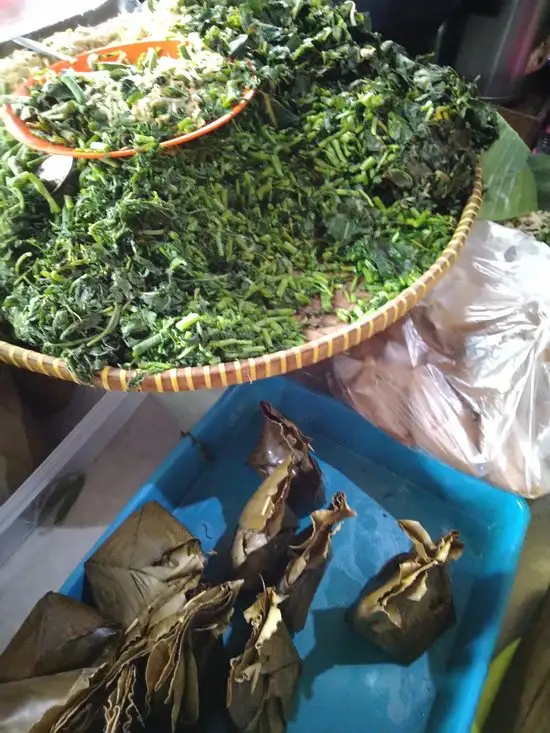 Gambar Makanan Pecel Pincuk Kalibata 19