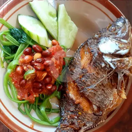 Gambar Makanan WARUNG BU OFAN ASLI LOMBOK, Raya semat 8