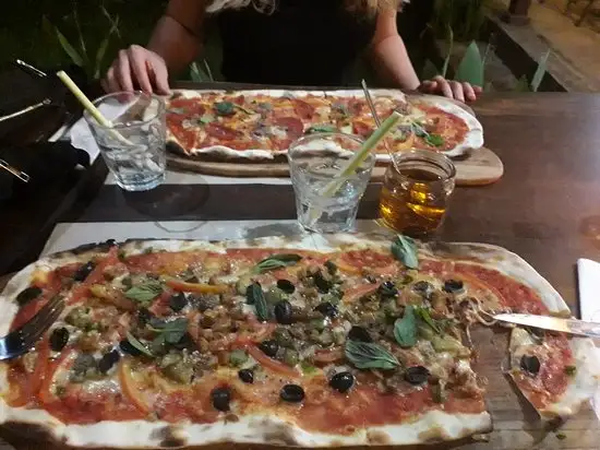 Gambar Makanan Classico Italiano pizza 19