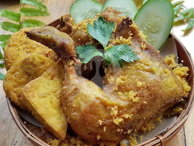 Gambar Makanan Nasi Uduk Ayam Goreng Borobudur, Tanjung Pura 2