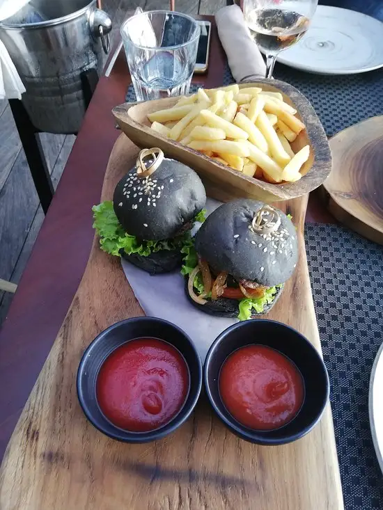 Gambar Makanan Kayumanis Seaside Sanur 18