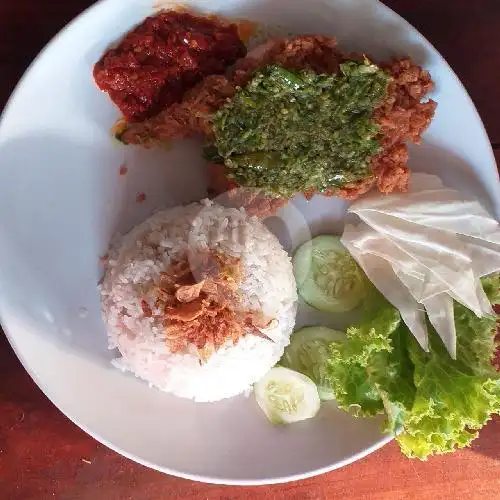 Gambar Makanan Ayam Penyet Sidawangi, Bendungan Walahar 10