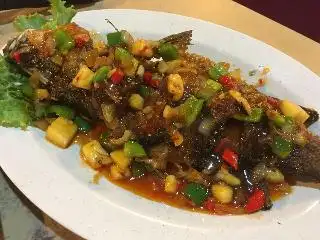 Kahfi tomyam seafoods wakaf cheyeh