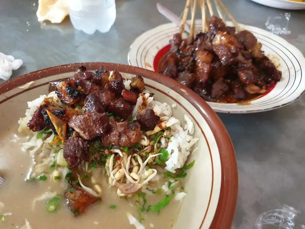 Nasi Becek dan Sate Kambing Pojok