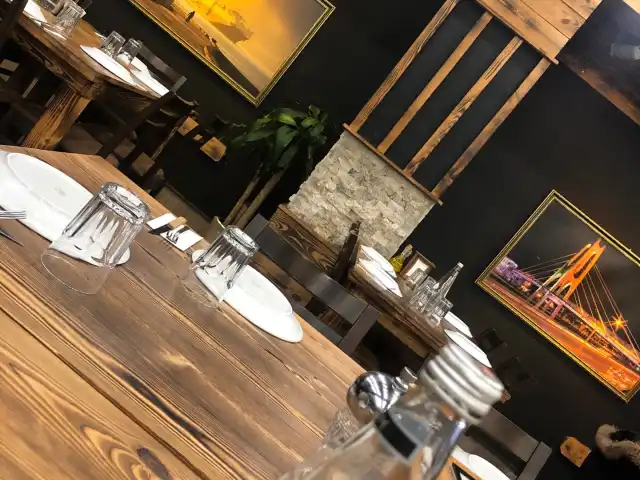 Mutlu Et Steakhouse'nin yemek ve ambiyans fotoğrafları 3