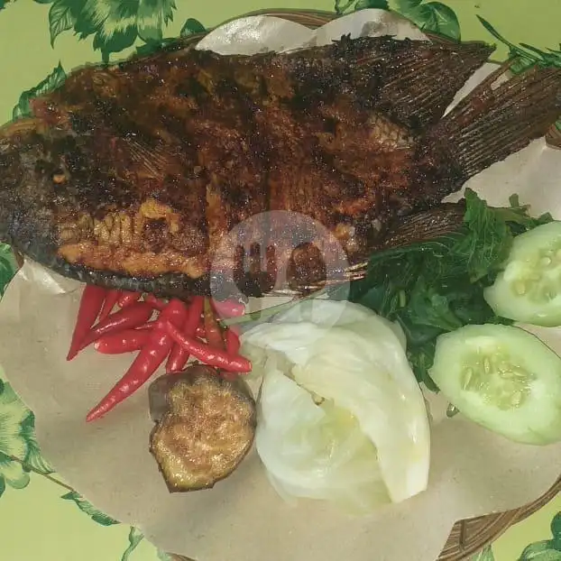 Gambar Makanan Nasi Tempong Keyla, Pulau Batanta 13