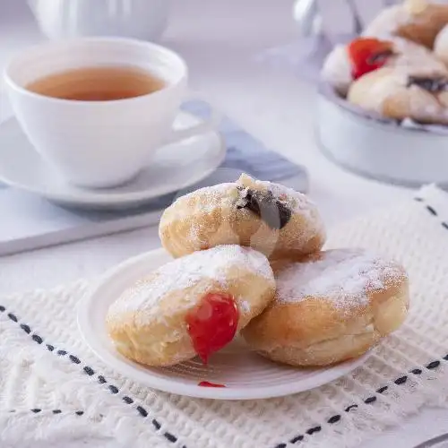 Gambar Makanan Bomboloni Kediri (Samping Geprek Layla), Bandarlor 7